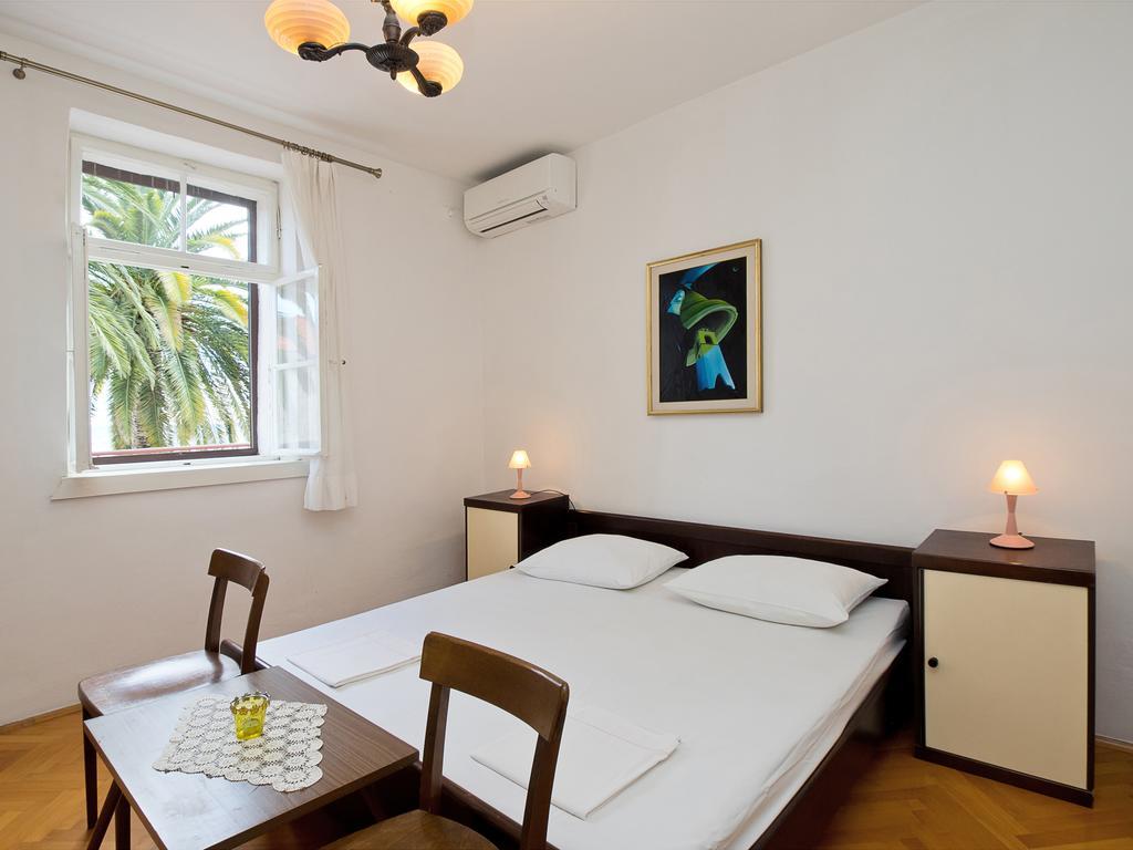Apartments Dr. Vlasic Podstrana Chambre photo